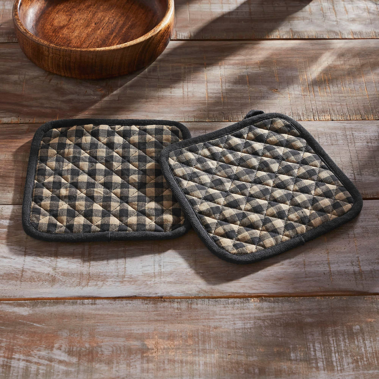 Black & Tan Pot Holder Set
