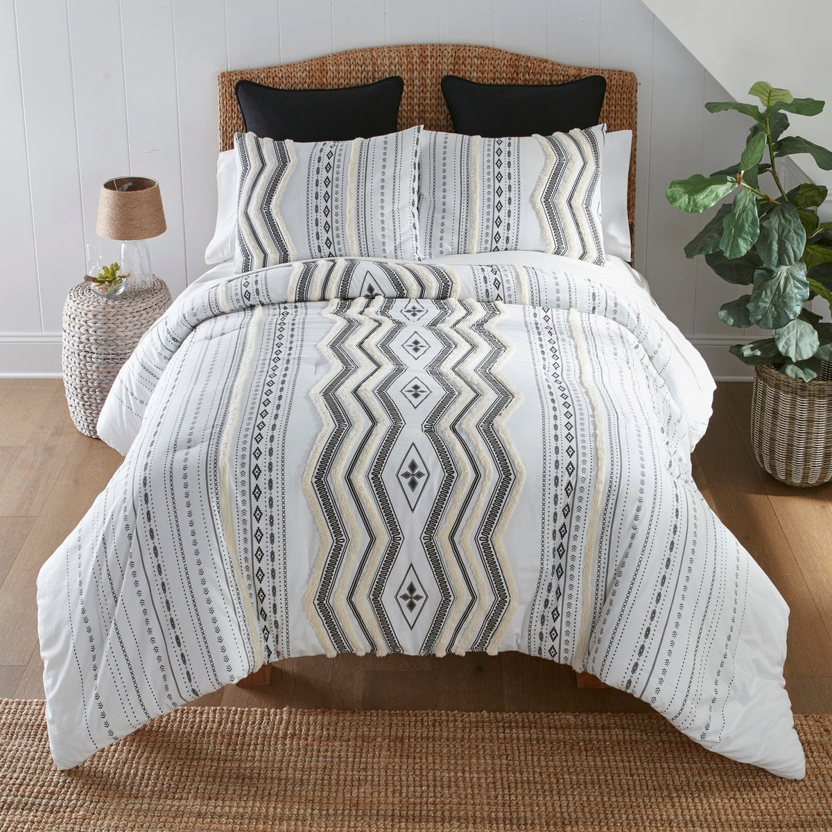 White & Gold Stripe Comforter Set Kin...