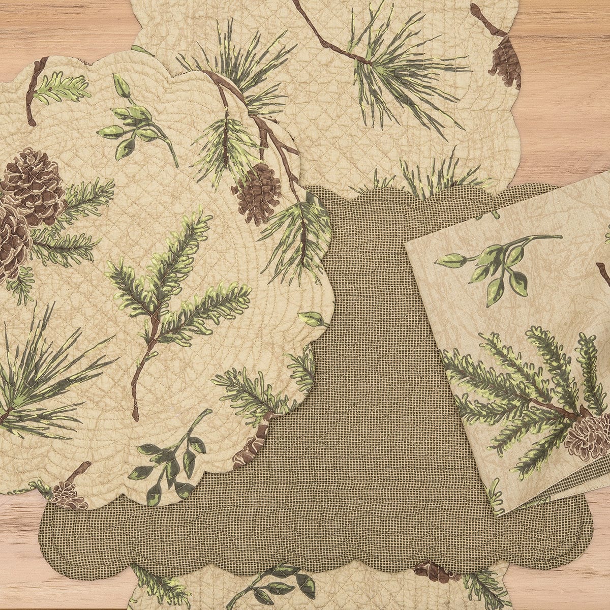 Pinecone Cabin Placemat Set