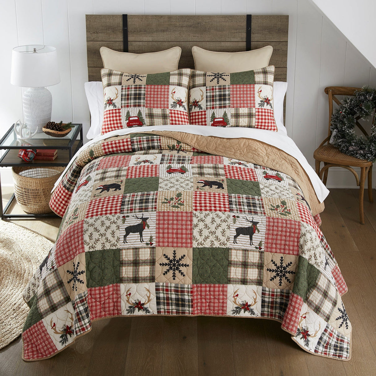Yuletide Plaid Quilt Set