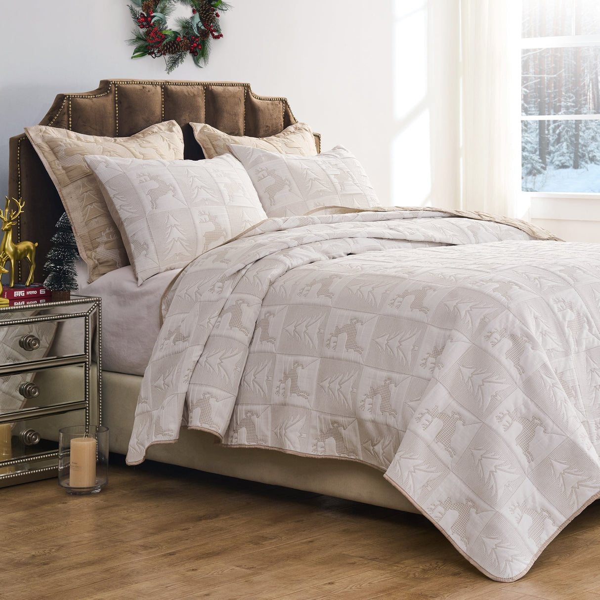 Reindeer Snow Coverlet Set