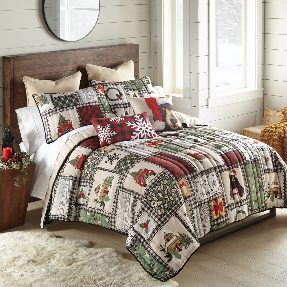 Holiday Cottage Quilt Set