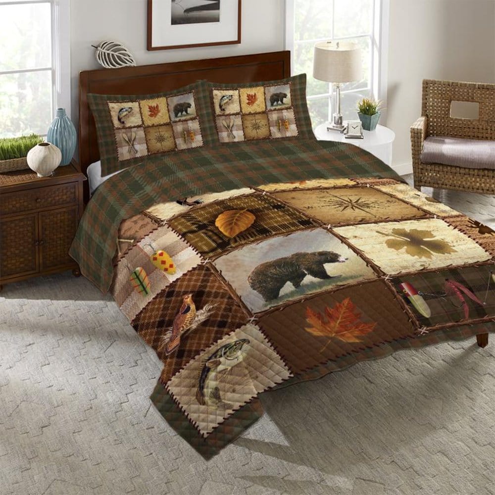 Mountain Lodge Reversible Quilt Set