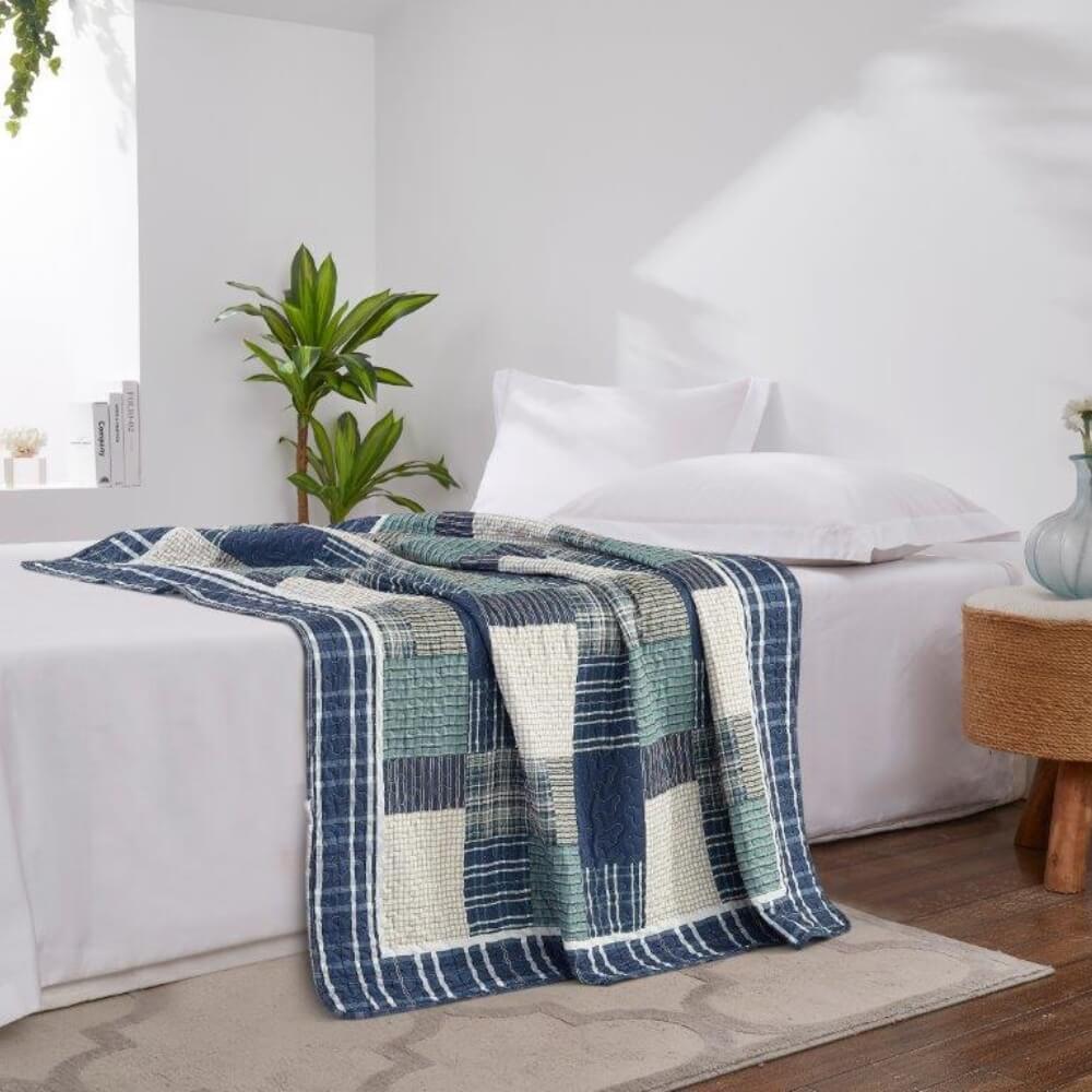 Sea Mist Quilt Throw
