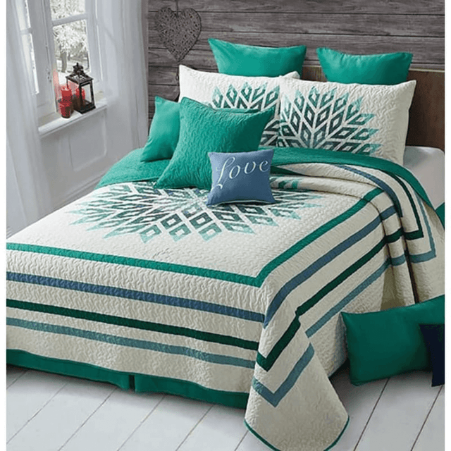 Rising Sun Teal Quilt Set