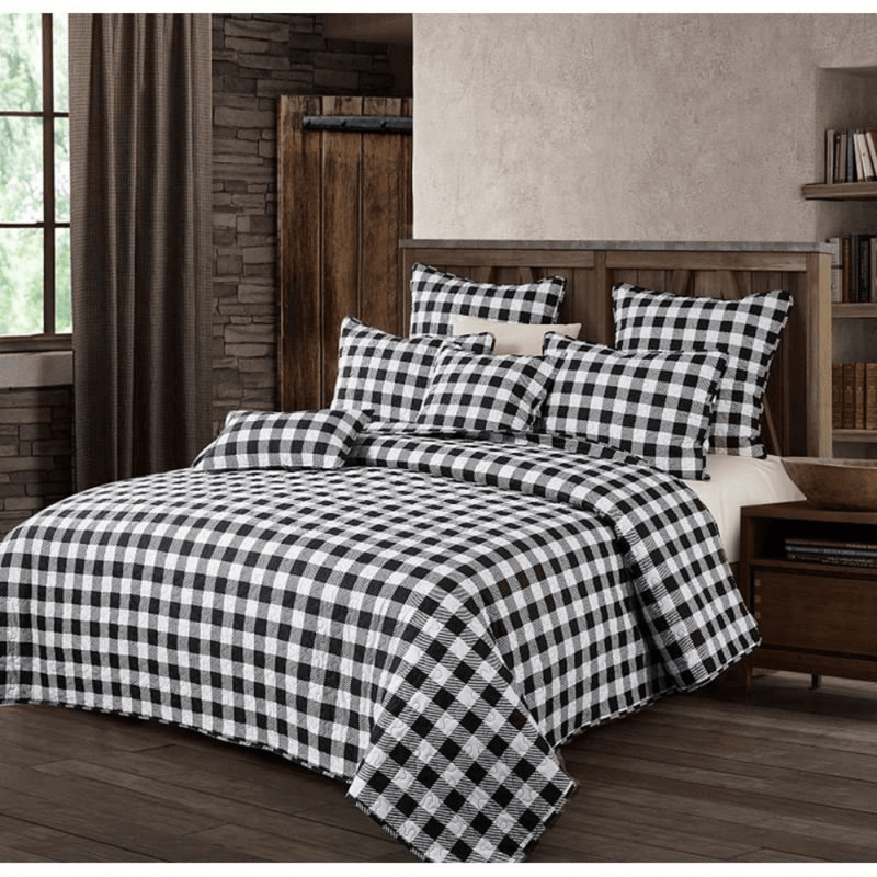 Classic Cottage Quilt Set