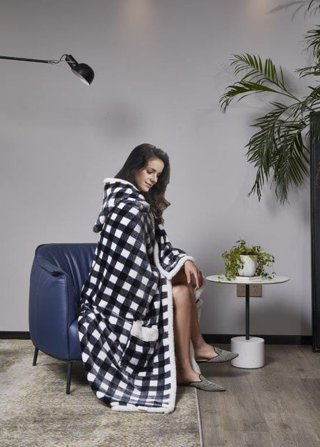 Classic Cottage Wearable Throw