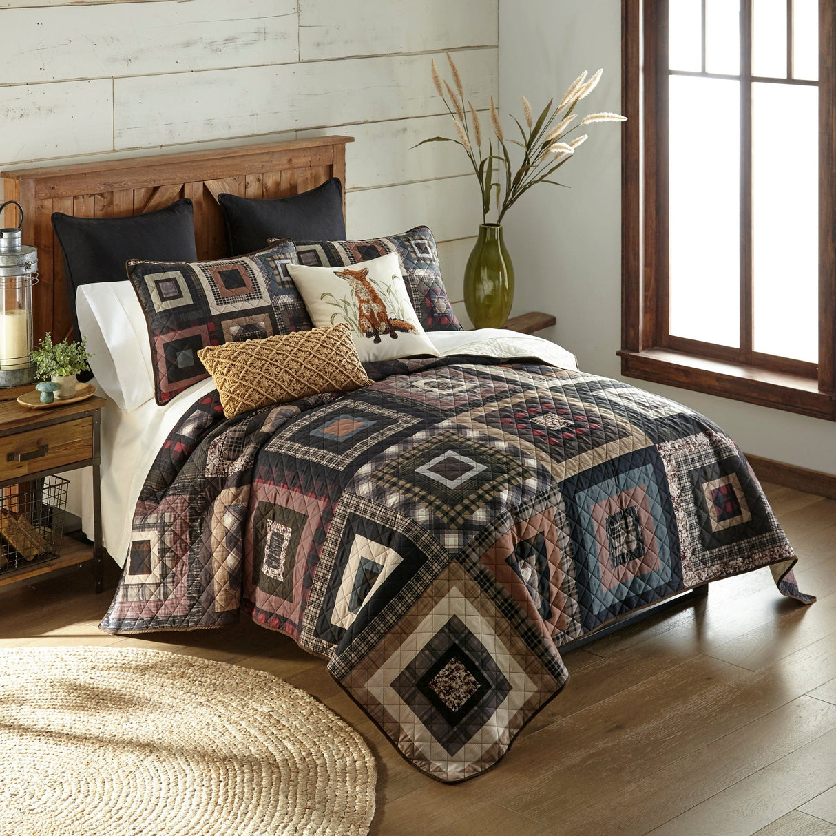 Hearthside Square Quilt Set
