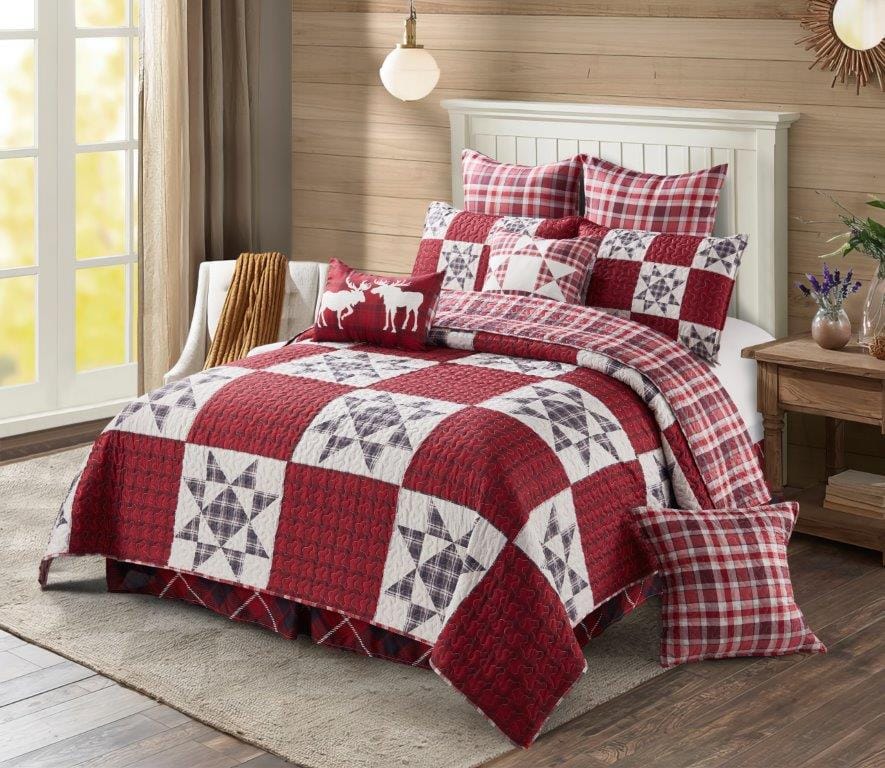Hillside Red Quilt Set