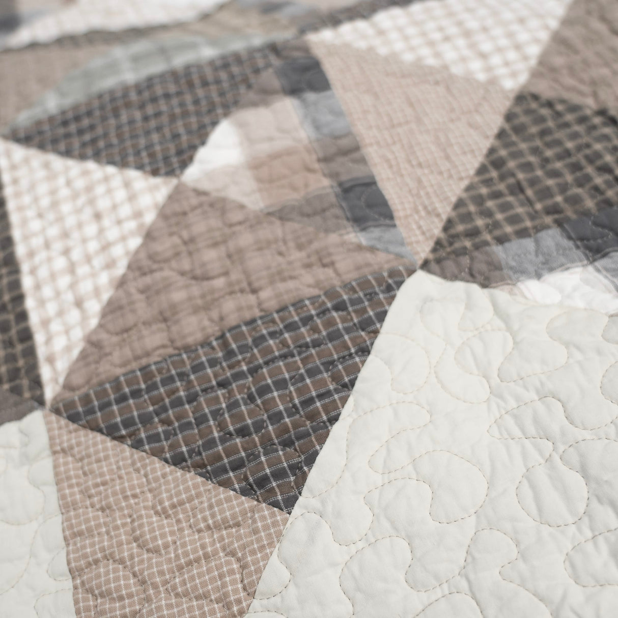 Misty Star Quilt Set
