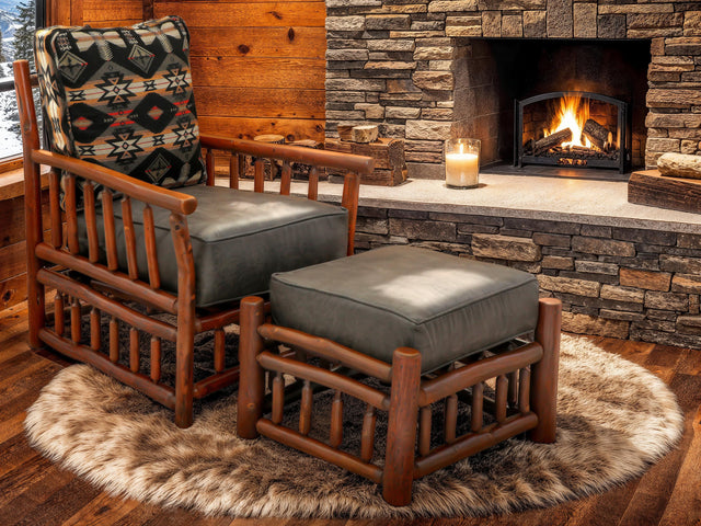 Hickory Chesapeake Lounge Chair
