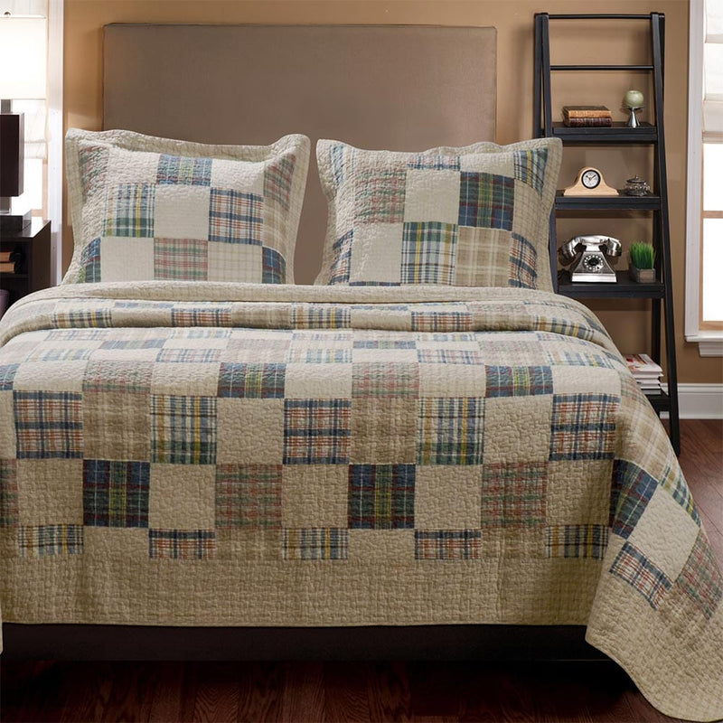 Cabin Traditions Quilt Sets